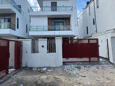 Newly Built Five (5) Bedroom Detached Duplex for Sale
