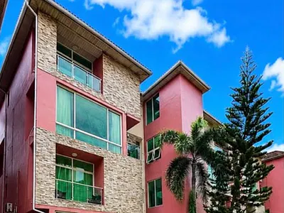 Luxury 3 Bedroom Maisonette Apartment