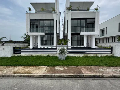 Stunning Five (5) Bedroom Detached Duplex for Sale