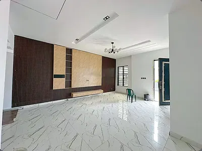 Newly Built 4 Bed Semi-Detached Duplex with BQ