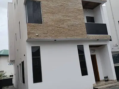 5 Bedroom Detached Duplex