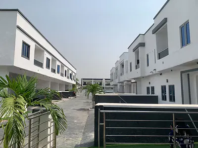 Massive 4bedroom Semi Detached Duplex