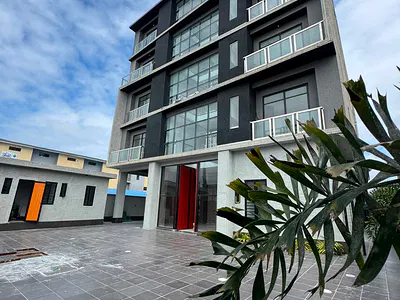 Luxury 1 Bedroom Apartment