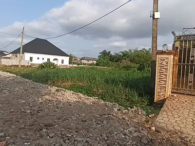 Full Plot of Land 640SQM