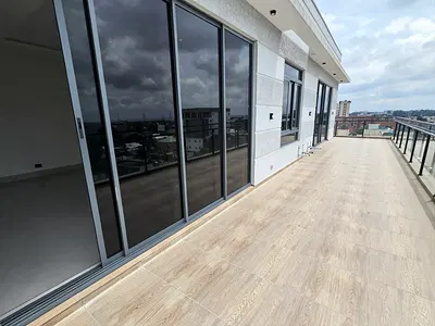 Grandiose 5-Bedroom Penthouse Maisonette