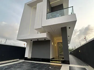 5-Bedroom Duplex