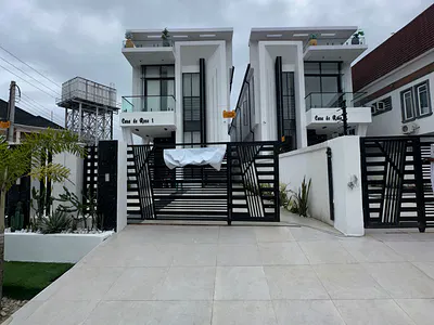 *5 Bedroom Detached Duplex with BQ, Swimming Pool*