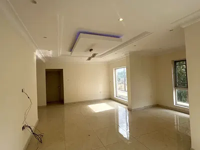 Luxury 2 Bedroom House with Kitchen