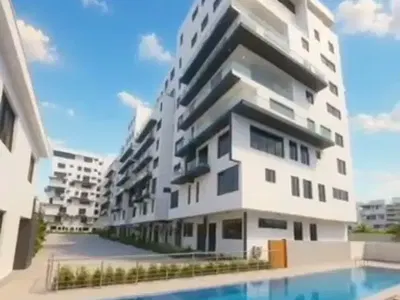 4 Bedroom Maisonnette with BQ, Swimming Pool, Elevator