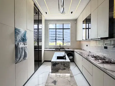 5 Bedroom Terraced House
