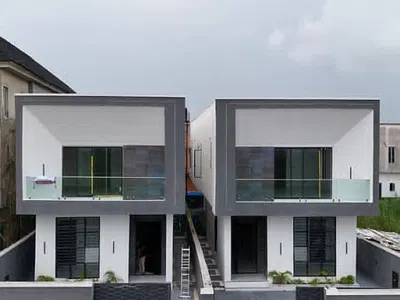 Luxury 5 Bedrooms Fully Detached Duplex