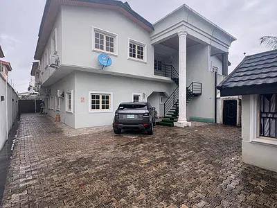 Standard Furnished 3 Bedroom Apartments with Cinema