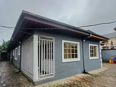 A Lovely 3 Bedroom Detached Bungalow