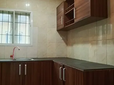 Well Maintained 2 Bedroom Flat