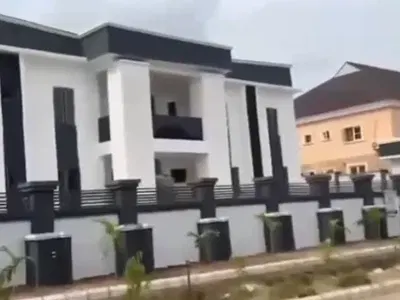 For Classy Individuals, Top Notch 4 Units of 2 Bedrooms Flats