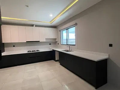 Luxury 5-Bedroom Detached Duplex with Excellent Facility
