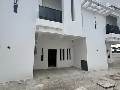 4 Bedroom Terraced Duplex