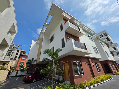 Luxury 4 Bedroom Semi Detached Duplex with BQ and Pool