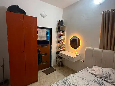 Furnished Room in a Shared Apartment Upstairs