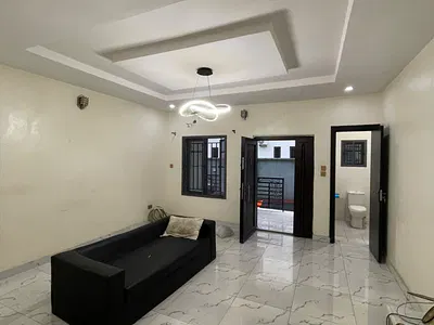 Spacious 3 Bedroom Flat