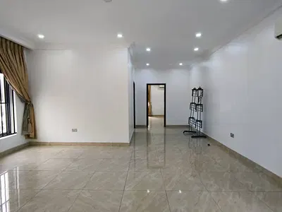 Luxury 2 Bedroom Apartment