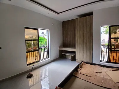 Fully Furnished & Fully Serviced Studio Apartment