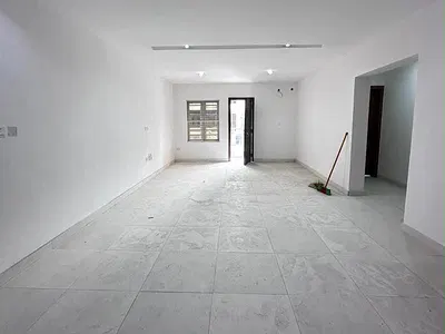 2 Bedroom Apartment with Elevator and Gym