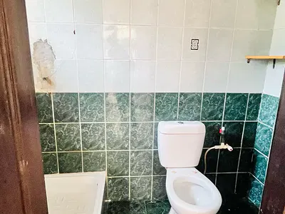 Spacious Studio Apartment with Balcony