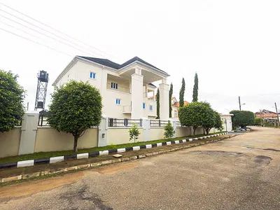 10 Units of 1&2BR Block of Flats