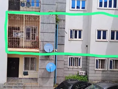 4 Bedrooms Apartment