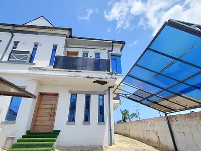 Luxuriously Furnished 4 Bedroom Semi-Detached Duplex