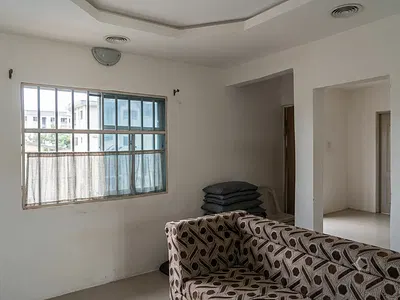 A Decent and Standard Mini Flat Upstairs in a Good Environment