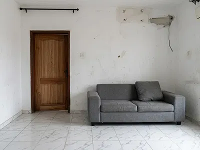A Relatively Newly Built Spacious Mini Flat in a Serene Street