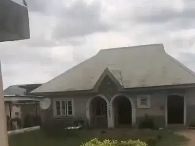Well Built Three Bed Room Flat Bungalow