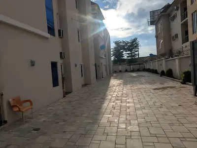 A Very Good Spacious 2-Bedroom Flat