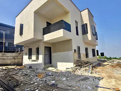 4 Bedroom Detached Duplex