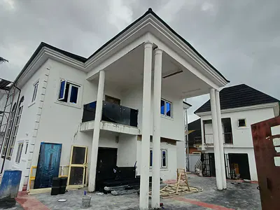 Newly Built 6 Bedroom Detached Duplex WT Gatehouse