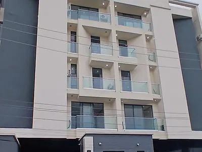3 Bedroom En-Suite Flat with 1 Room BQ, Gym