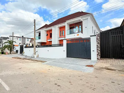 Aesthetically-Pleasing 4 Bedroom Semi-Detached Duplex with BQ