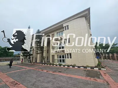 6 Units of 4 Bedroom Luxury Apartment with Excellent Facilities
