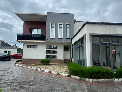 4 Bedroom Duplex