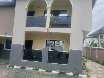 Massive 5 Bedroom Semi-Detached House with BQ