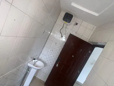 Clean 3 Bedroom Apartment