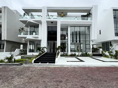 Luxury 5 Bedroom Detached Duplex + BQ, Pool, Cinema, Gym, Elevator