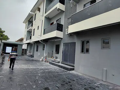Newly Built 4-Bedroom Maisonette