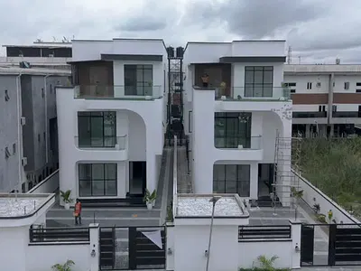 Luxury 5 Bedroom Fully Detached Duplex with BQ, Cinema, Gym, Pool