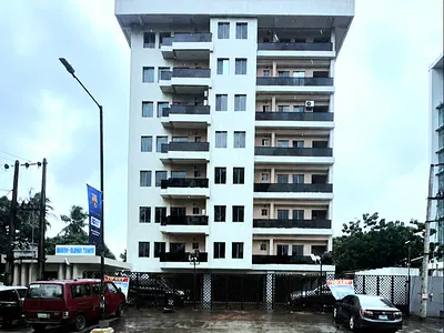 Massive 2 Bedroom Penthouse