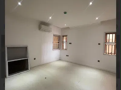 Luxurious 3 Bedroom Apartment