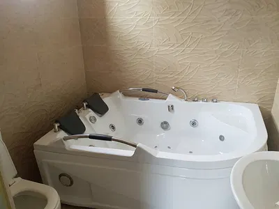 Luxury 5 Bedroom Detached House in a Mini Estate