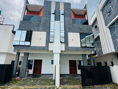 Luxury 3 Bedroom Semi Detached Duplex in a Code to Access Estate